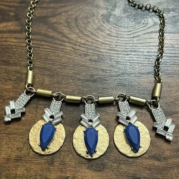 Banana Republic Chunky Statement Necklace - Picture 2 of 8